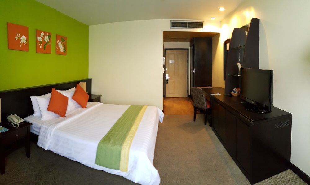 Chon Inter Hotel チョンブリ エクステリア 写真