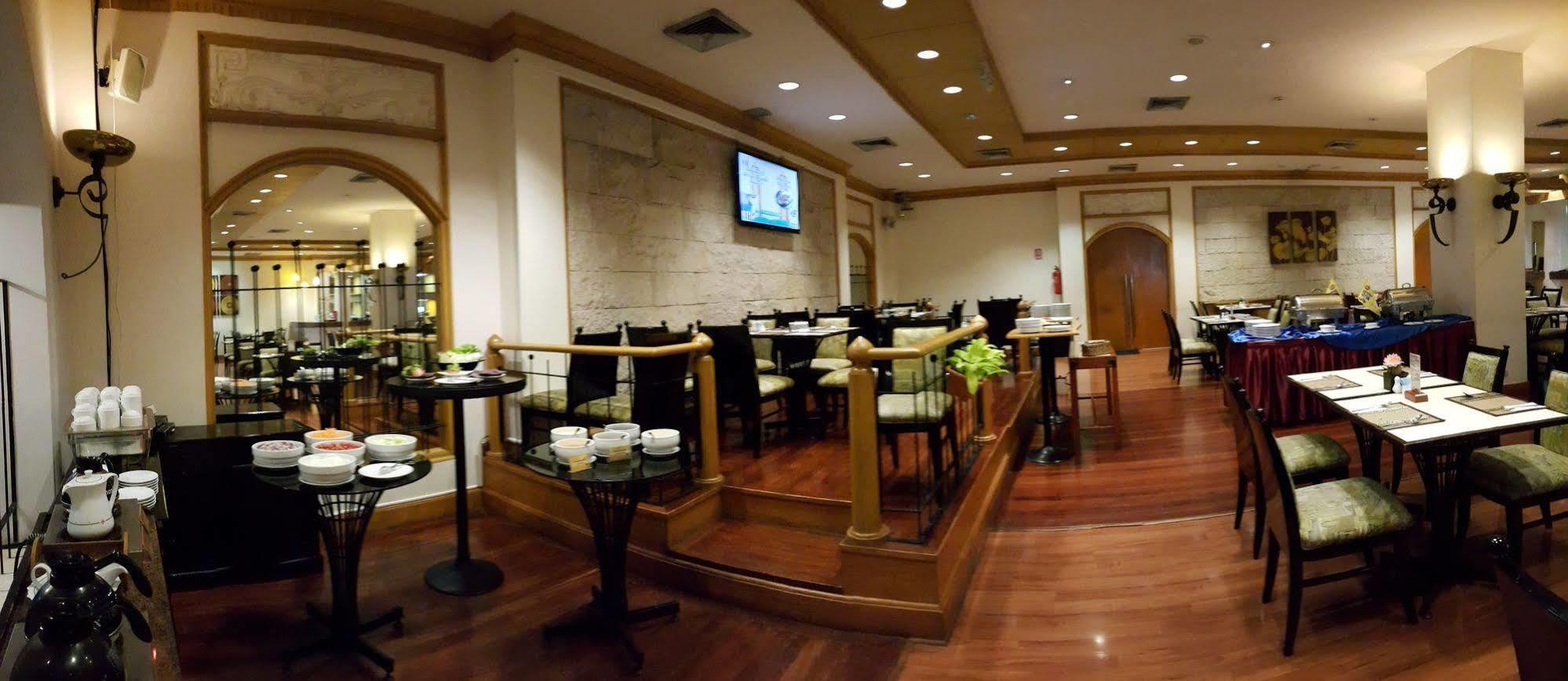 Chon Inter Hotel チョンブリ エクステリア 写真